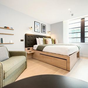 Studio con letto queen size